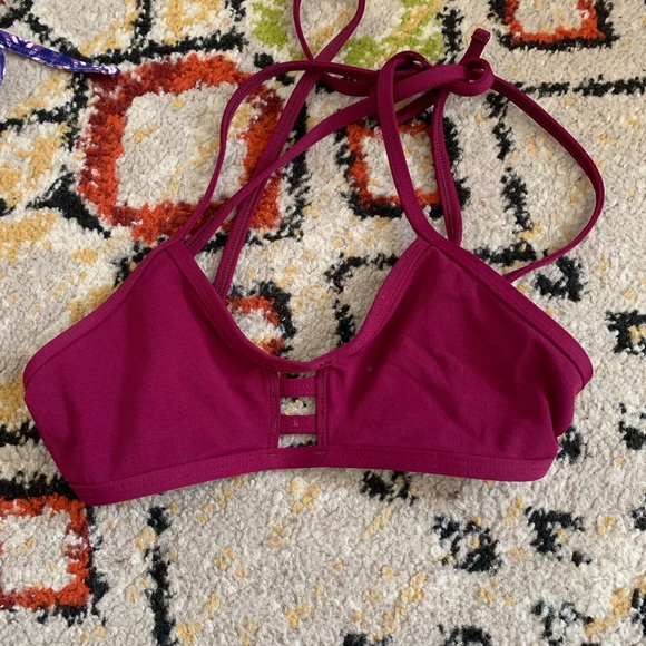 Burgundy Jolyn top - Picture 1 of 1